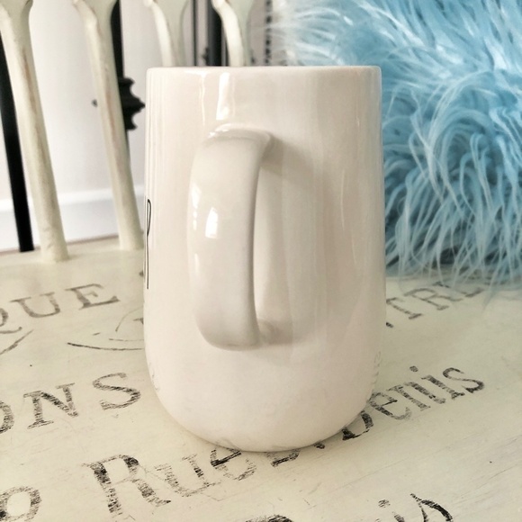 RAE Dunn Syrup Mug, Artisan Collection, By Magenta, Excellent Condition - Picture 4 of 6